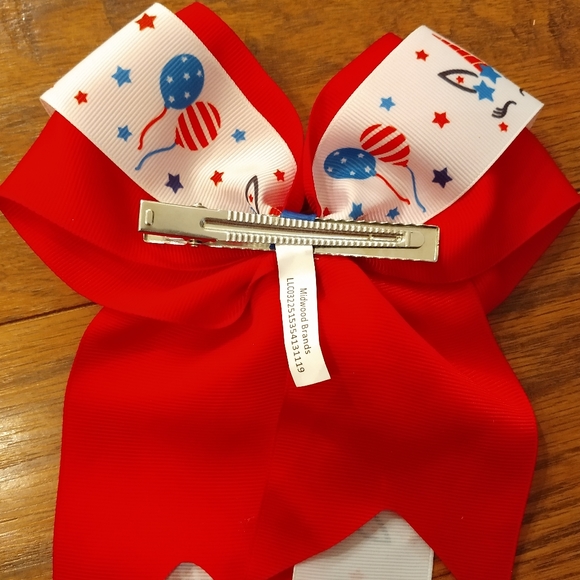 Girls bow - Picture 2 of 2